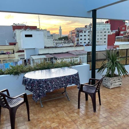 Appartement Centre-Ville Avec Piscine Pour Enfants Tânger Exterior foto